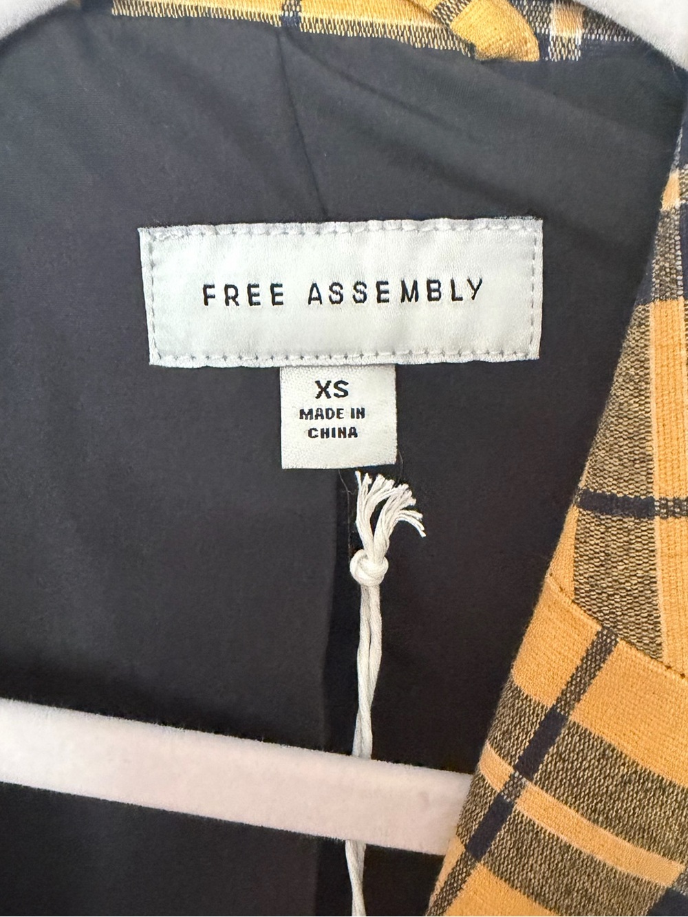 NWT Free Assembly Women's Yellow Plaid Double-Breasted Blazer - Picture 2 of 9